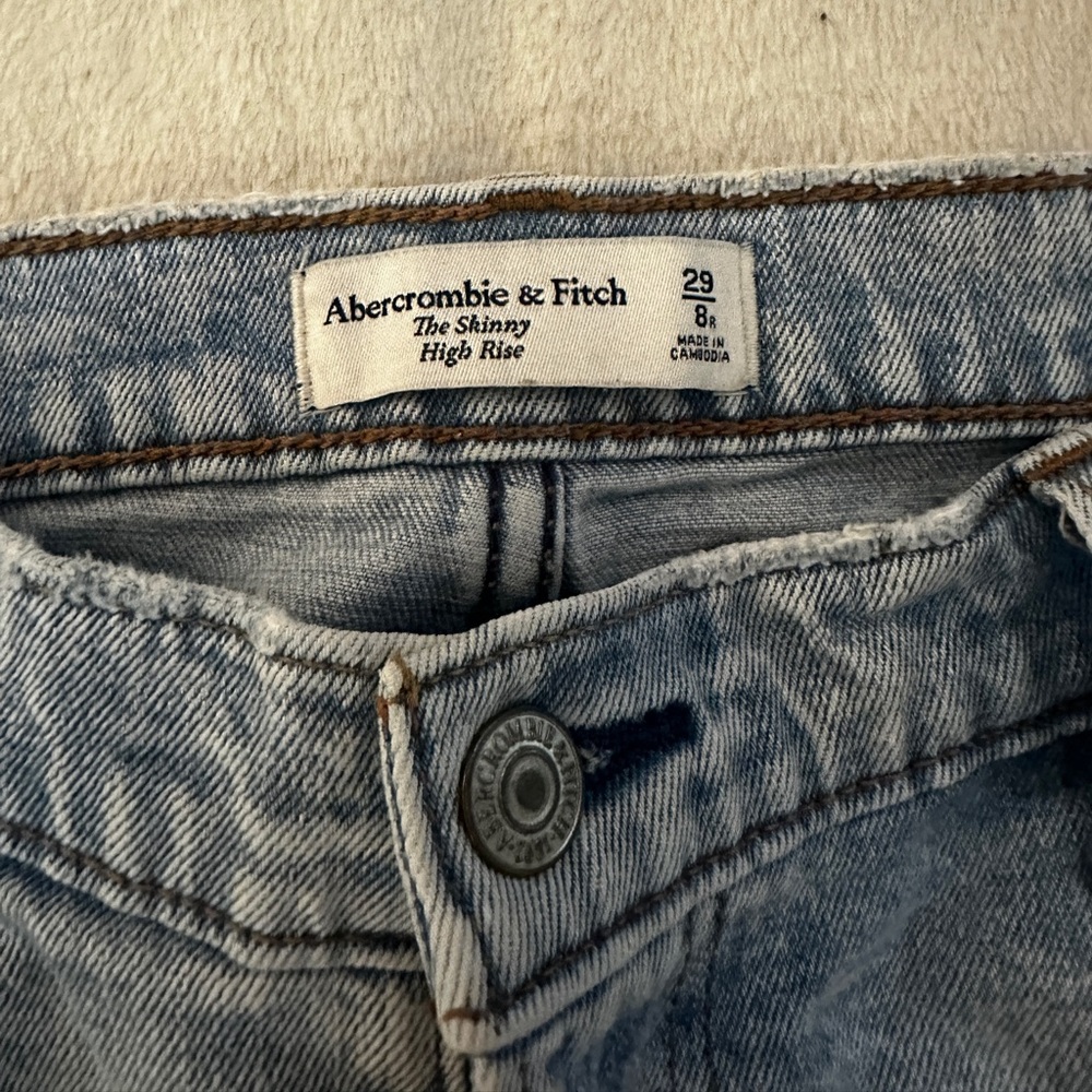 Abercrombie & Fitch The Skinny High Rise